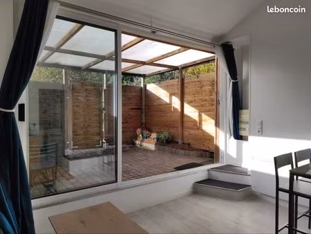 t1 quartier porcé 50m de la mer