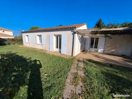 maison 3 chambres sur vaste terrain