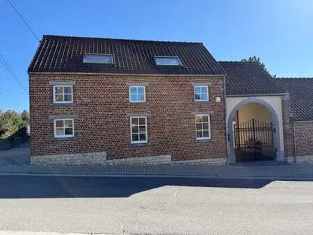 jolie maison 1ch avec terrasse privative - peb b