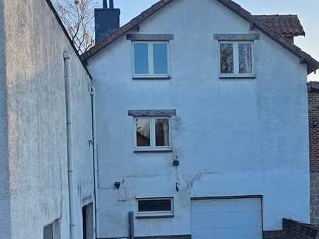 entrepôt de 50 m² à dolembreux