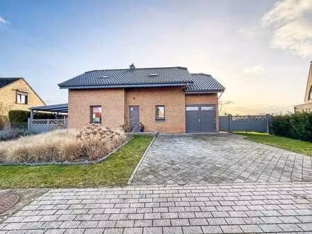 villa de plain pied - possibilite 3 chambres