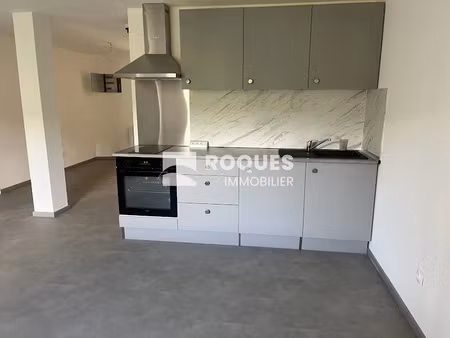location maison 3 pièces 65 m² à lapanouse-de-cernon (12230)  475 €