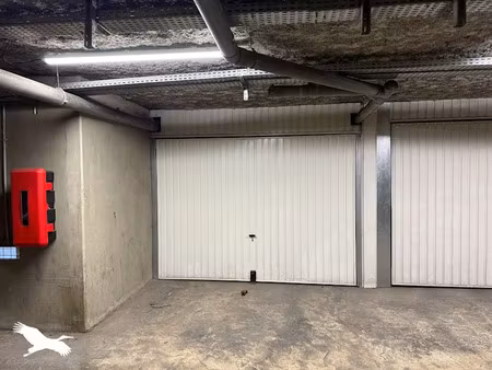 location parking à marseille 13ème (13013)  120 €