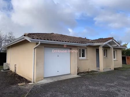 location maison 4 pièces 86.86 m² à andernos-les-bains (33510)  1 400 €