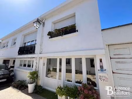 vente maison à saint-gilles-croix-de-vie croix de vie (85800) : à vendre / 63m² saint-gill