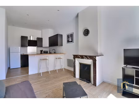 a louer appartement t2 meublé au 2ème étage d'une petite copropriété situé à perpignan