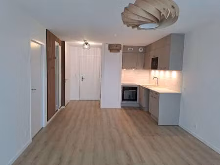 location appartement 2 pièces à saint-malo (35400) : à louer 2 pièces / 50m² saint-malo