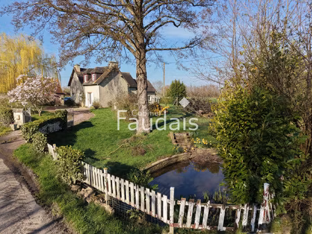 maison de campagne avec 1ha de terrain