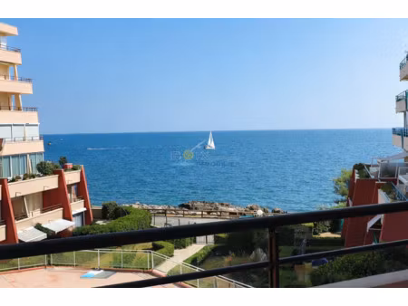 vend 2 pieces cabine vue mer a la corniche a sete