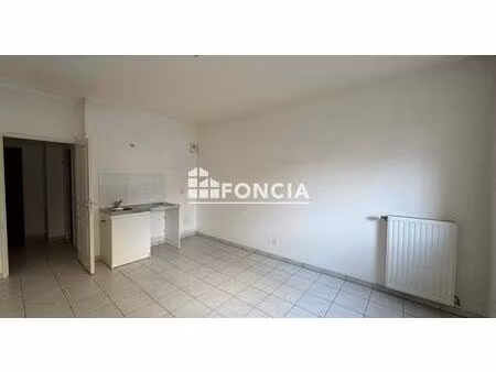 studio résidence récente - centre ville de meyzieu