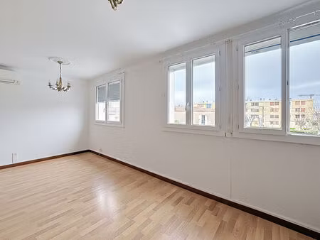 appartement marseille type trois bonneveine