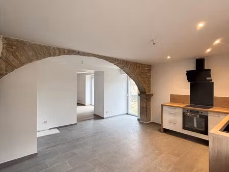 location nue : vieilley 4 pièce(s) 113.73 m2