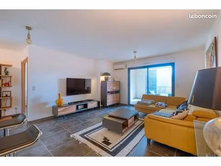 appartement 3 pièces 64 m²