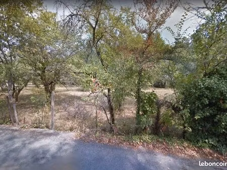 terrain 670 m² saint jory