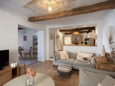 maison de village valbonne