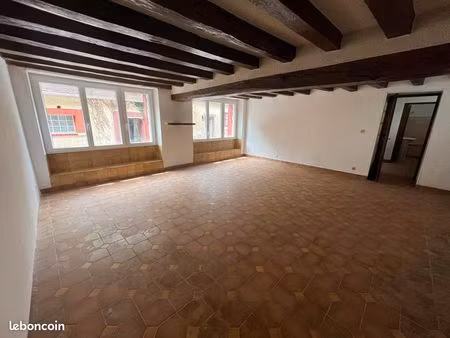 maison 2 pièces 64 m²