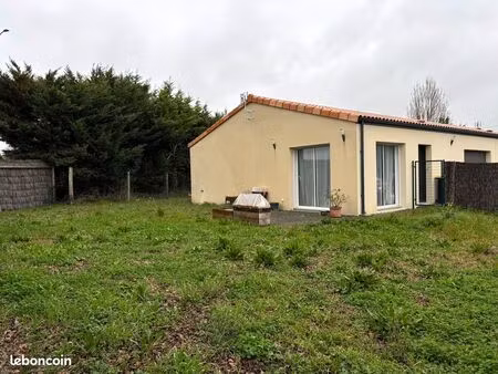 maison à st jean de thouars