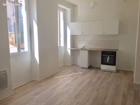 agréable t2 de 40m²env. secteur sébastopol (proche camas)
