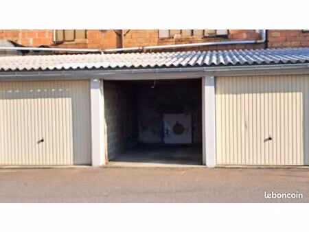 garage box fermé quartier mariette scarron paixhan