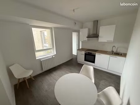 location studio 24.5m2