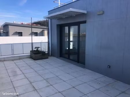 brazza duplex 108m2 + terrasses 50m2 dernier etage + parking