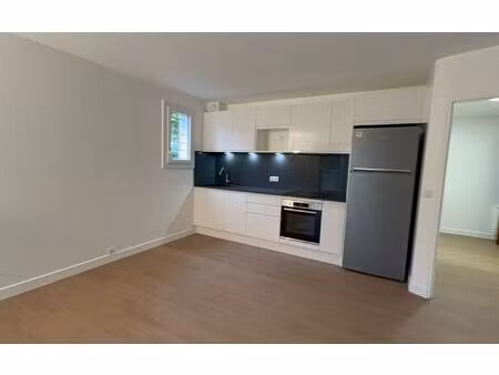 location appartement  55 m² t-2 à les pavillons-sous-bois  950 €