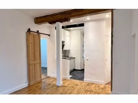 location appartement  45.15 m² t-3 à versailles  1 300 €