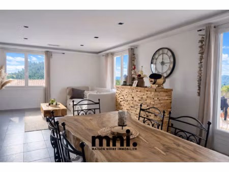 t3 de 76m2 en dernier étage centre-ville la valette-du-var