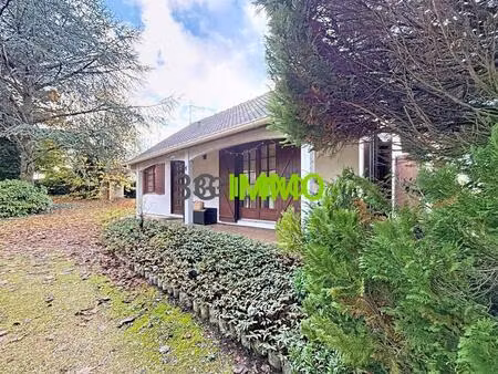 maison et grand terrain 4 pièces