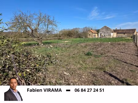 terrain de 1649 m² avec bati existant a reconstruire