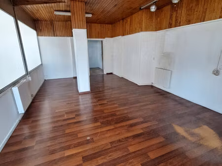 location bureaux  38.00m²  chelles