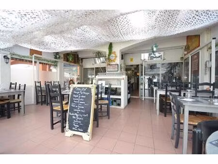 sur le port du cap d'agde établissement réputé · activité tous commerces actuellement rest