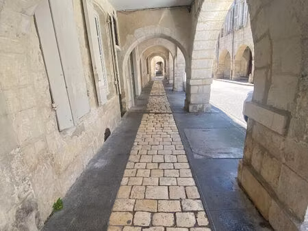 vente local d'activité 1 pièce  25.00m²  la rochelle