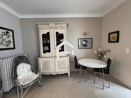 maison de ville  hôtel particulier quartier des chalets plein centre ville de toulouse