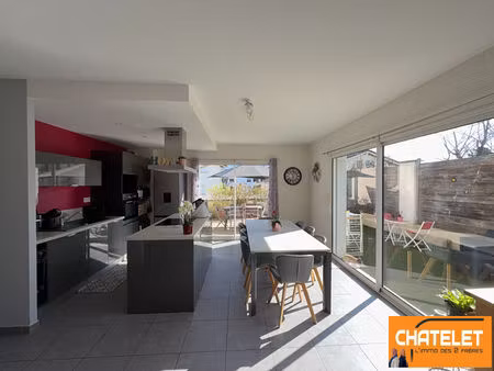 maison viriat 5 pièce(s) 104.50 m2