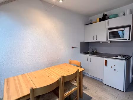 studio à risoul (05600)