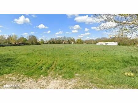 terrain 500 m² granzay gript