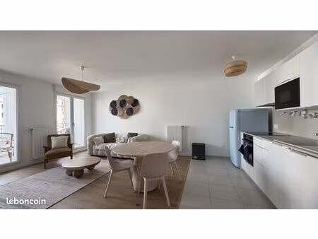 appartement 3 pièces 67 m²