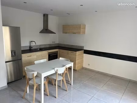 loue t3 meublé paln de cuques