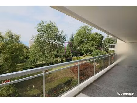 appartement 3 pièces 84 m²