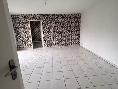 location t2 bis tarbes