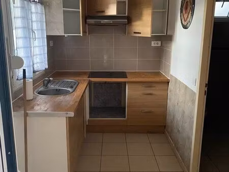 f2 avec jardin de 30m2