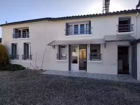 vente maison à julienne (16200) : à vendre / 148m² julienne
