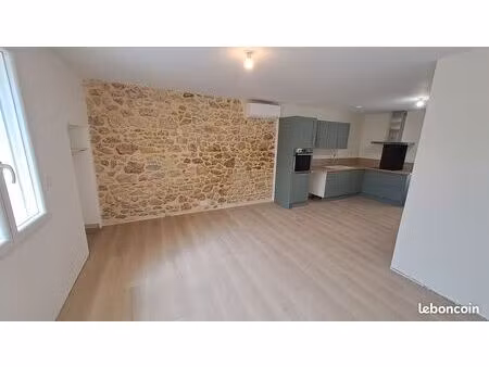 maison de village avec cour