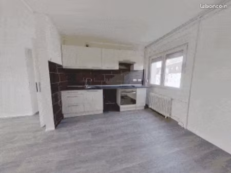 bel appartement f4 à louer avec cuisine équipée