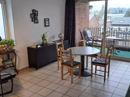 appartement 2 ch. à gembloux avec balcon - a côté de la gare