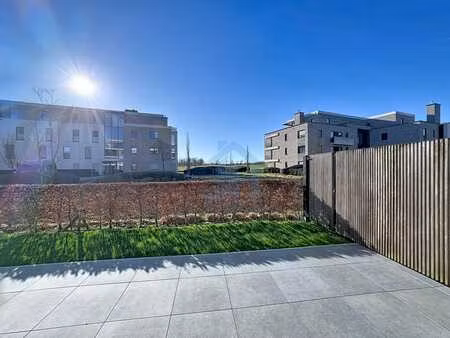 ?rez-de-jardin 2 ch terrasse sud & garage – golf sterrebeek