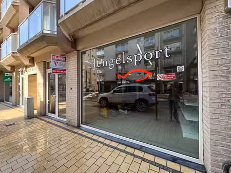 handelsgelijkvloers 140m² + kelder 65m²