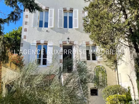 auxerre   maison familiale pleine de promesses