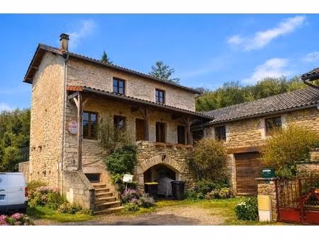 domaine viticole complet avec cuvage fonctionnel